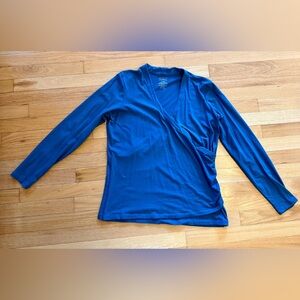 LL Bean women’s Pima cotton faux wrap v-neck long sleeve top blue L